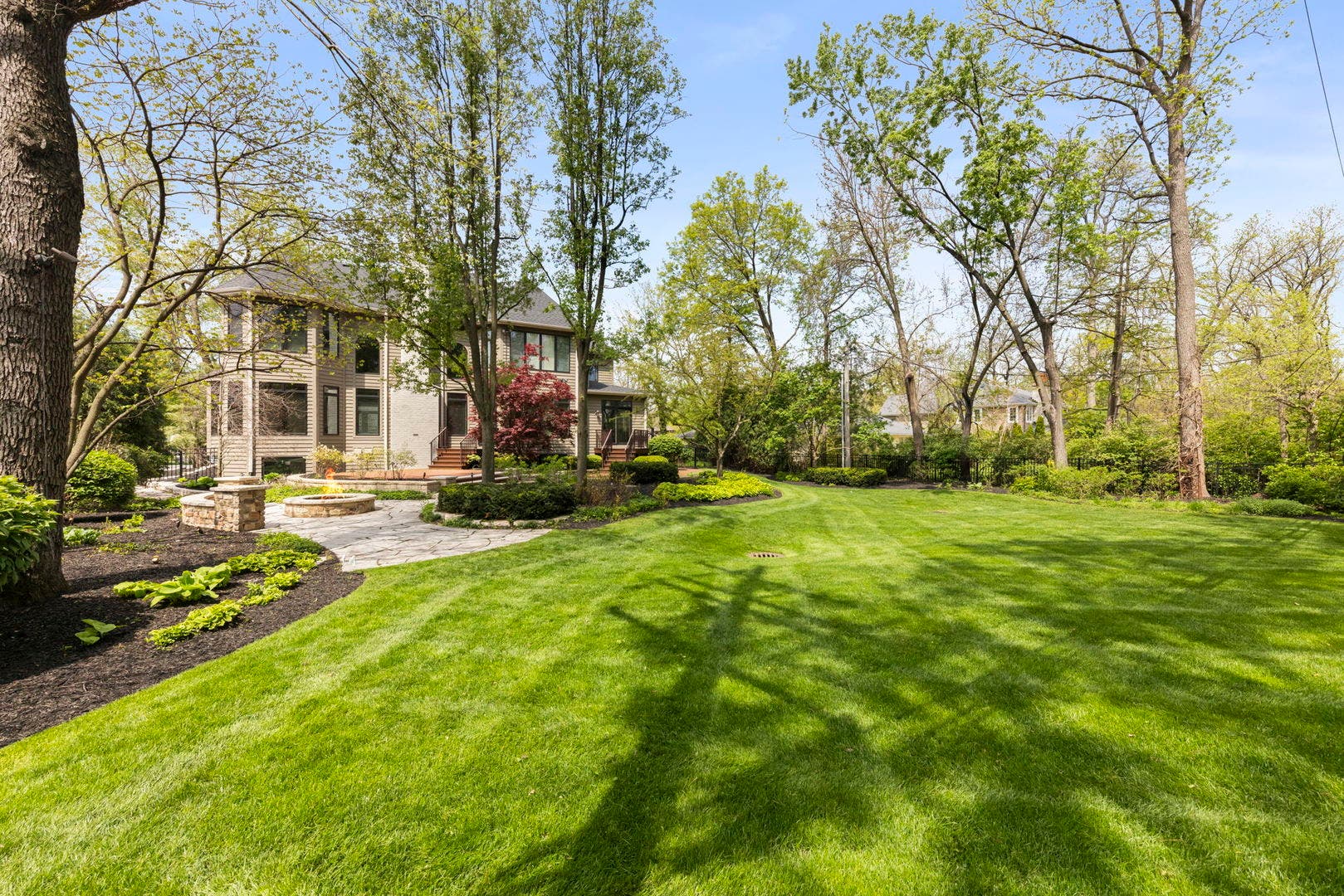 1046 Sylvan Circle, Naperville, IL 60540