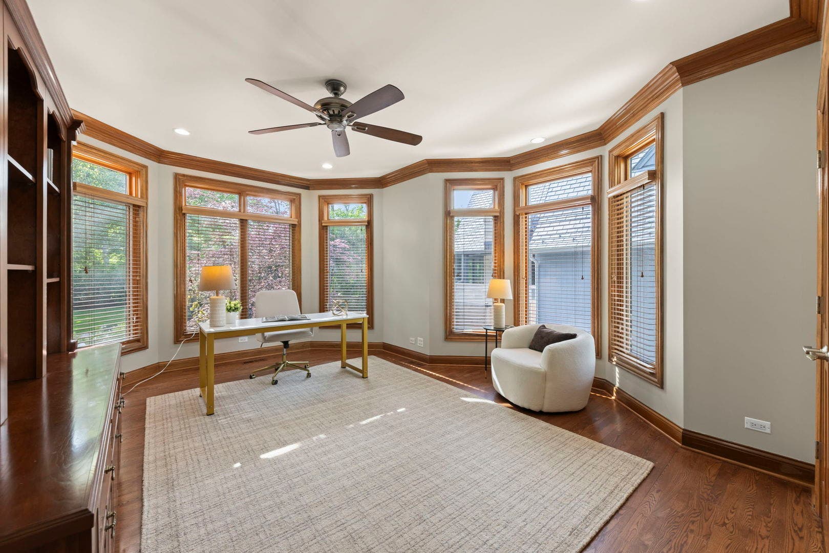 1046 Sylvan Circle, Naperville, IL 60540