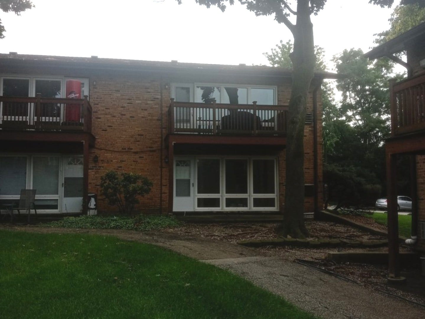2220 Arbor Circle, #26, Downers Grove, IL 60515 2220 Arbor Circle, #26, Downers Grove, IL 60515
