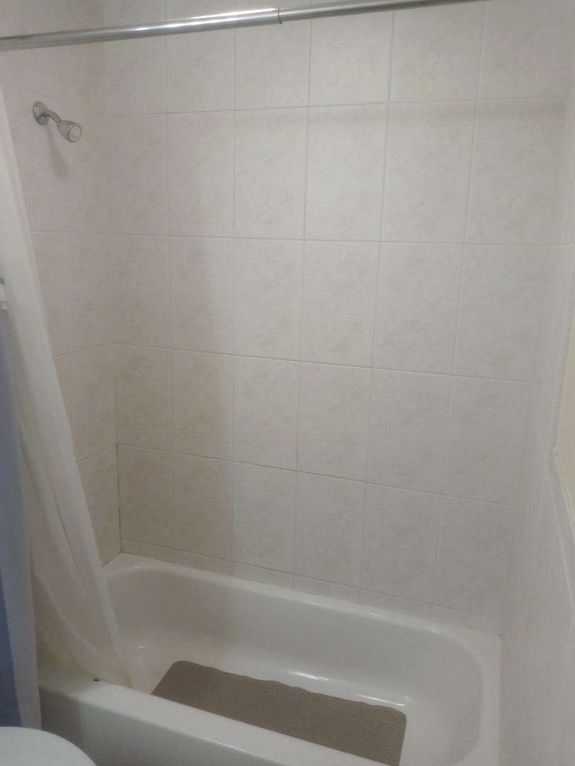 2220 Arbor Circle, #26, Downers Grove, IL 60515 2220 Arbor Circle, #26, Downers Grove, IL 60515