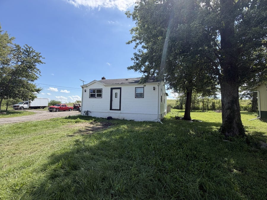 Property photo for 1061 W Goodenow Road, Beecher, IL