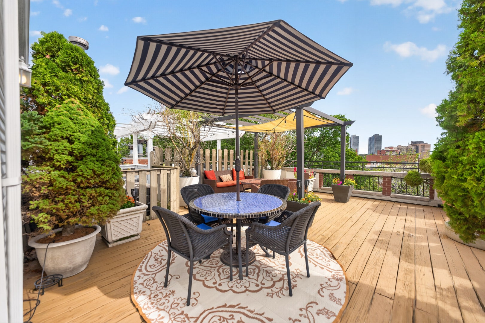 3544 N Fremont Street, #4S, Chicago, IL 60657