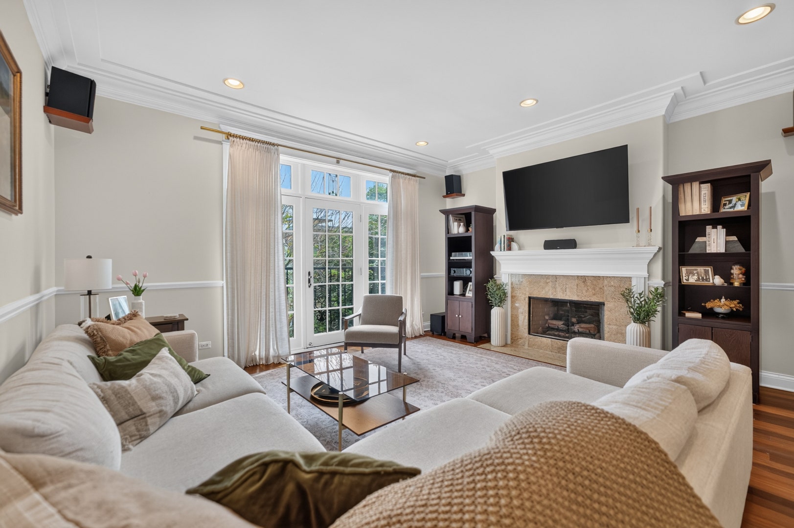 3544 N Fremont Street, #4S, Chicago, IL 60657