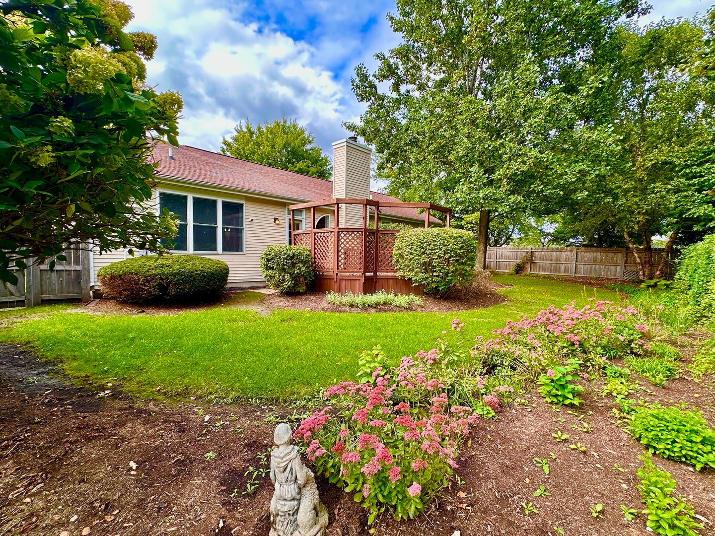 1896 School House Lane, Aurora, IL 60506 1896 School House Lane, Aurora, IL 60506