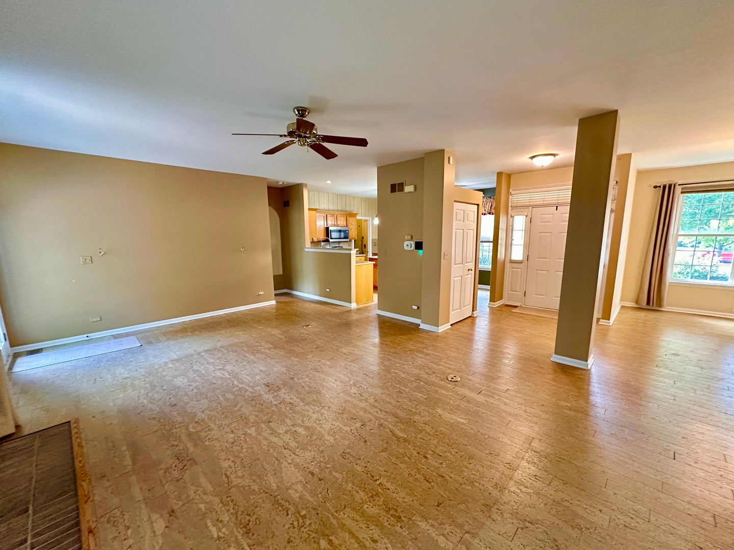 1896 School House Lane, Aurora, IL 60506 1896 School House Lane, Aurora, IL 60506