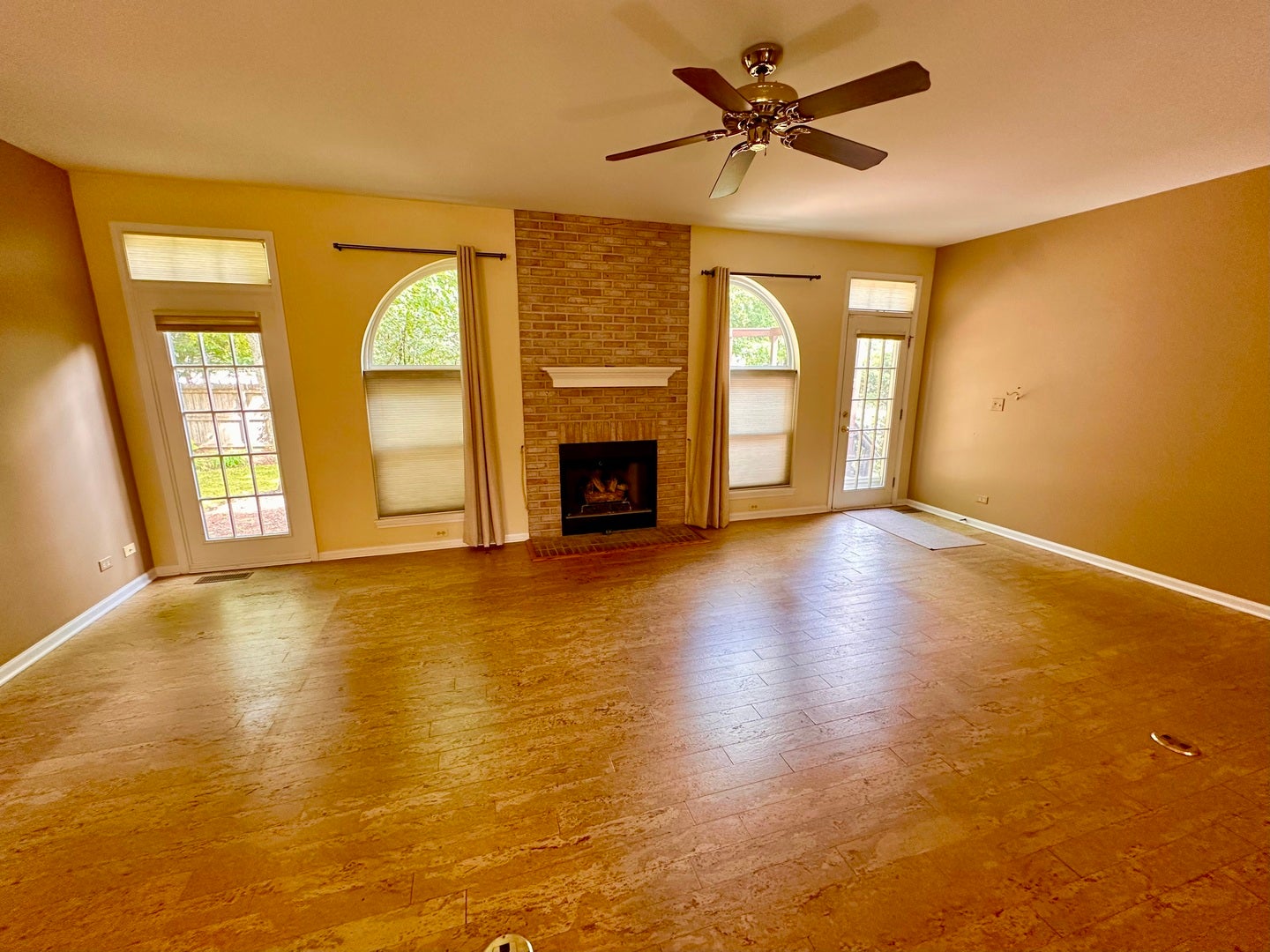 1896 School House Lane, Aurora, IL 60506 1896 School House Lane, Aurora, IL 60506