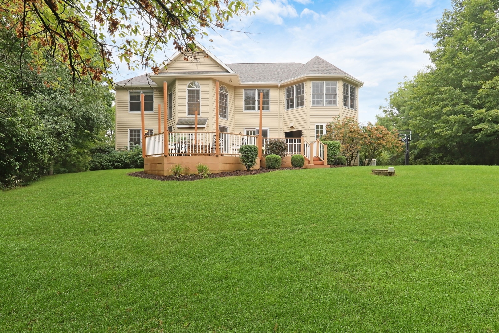 39675 Orchard Bluff Lane, Wadsworth, IL 60083 39675 Orchard Bluff Lane, Wadsworth, IL 60083