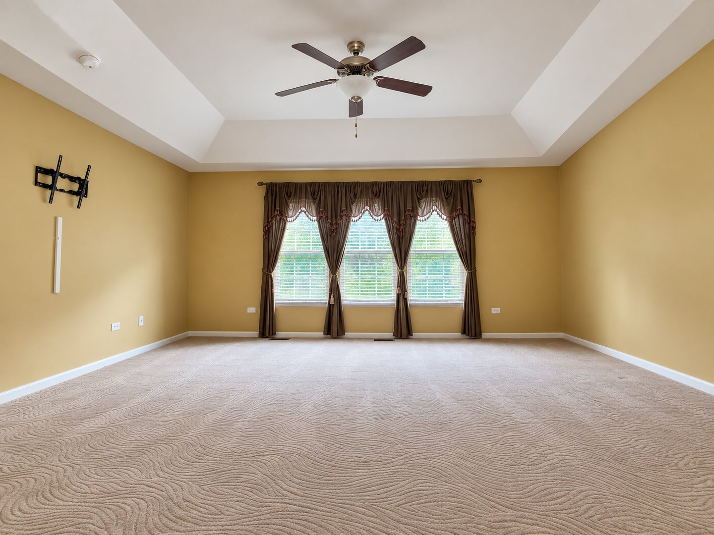 4 Snead Court, Bolingbrook, IL 60490 4 Snead Court, Bolingbrook, IL 60490