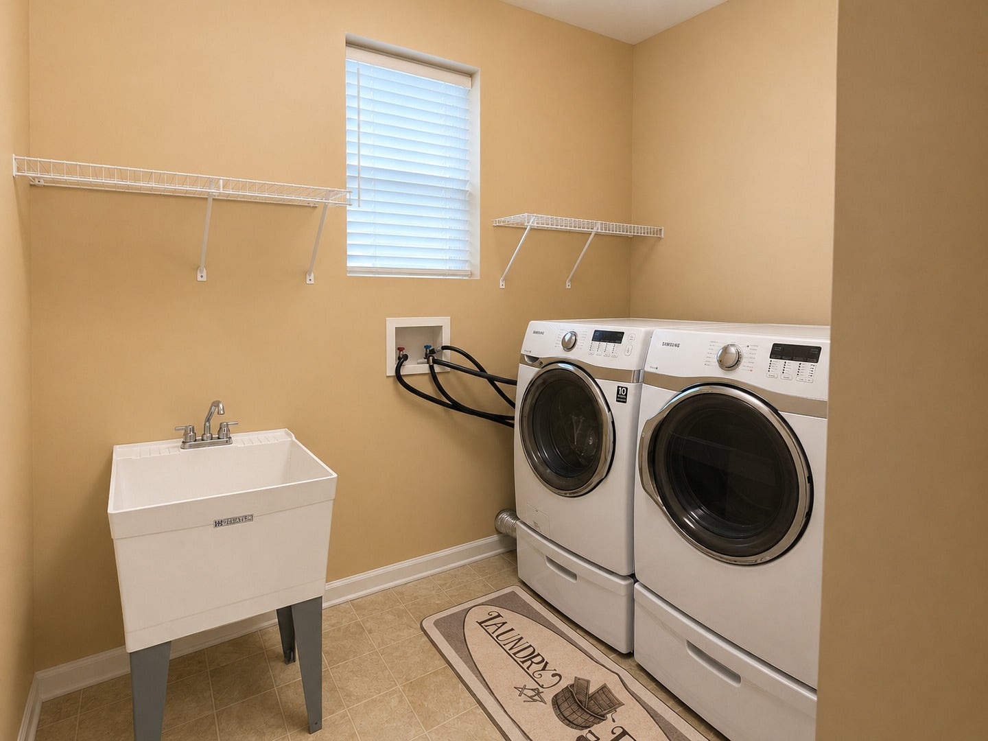 4 Snead Court, Bolingbrook, IL 60490 4 Snead Court, Bolingbrook, IL 60490