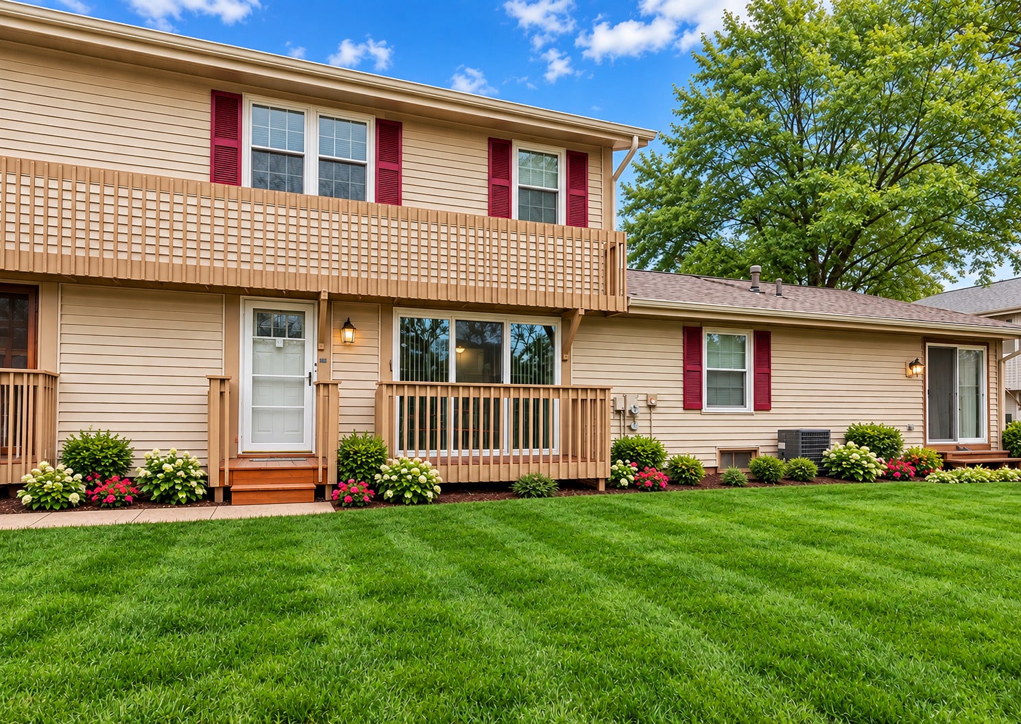 212 Hudson Court, #B, Bolingbrook, IL 60440