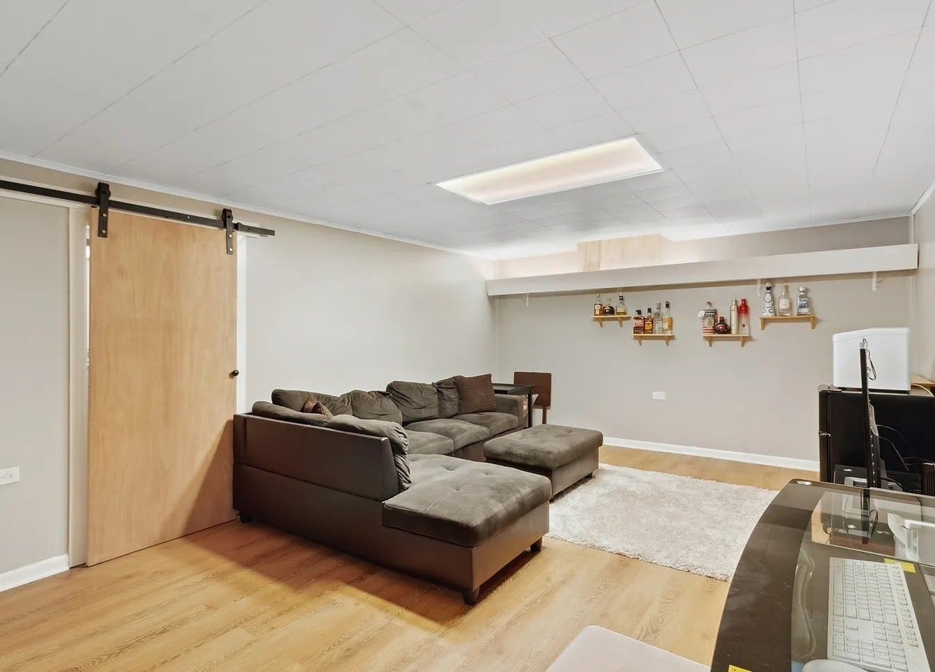 212 Hudson Court, #B, Bolingbrook, IL 60440