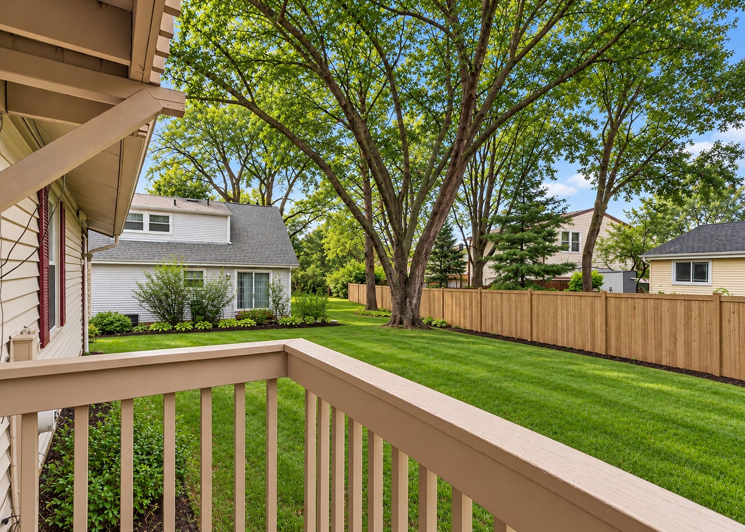 212 Hudson Court, #B, Bolingbrook, IL 60440