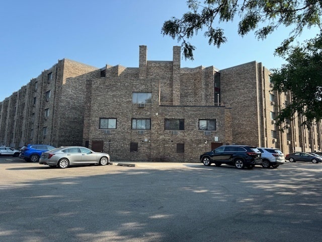 Property photo for 5306 N Cumberland Avenue, #510, Chicago, IL