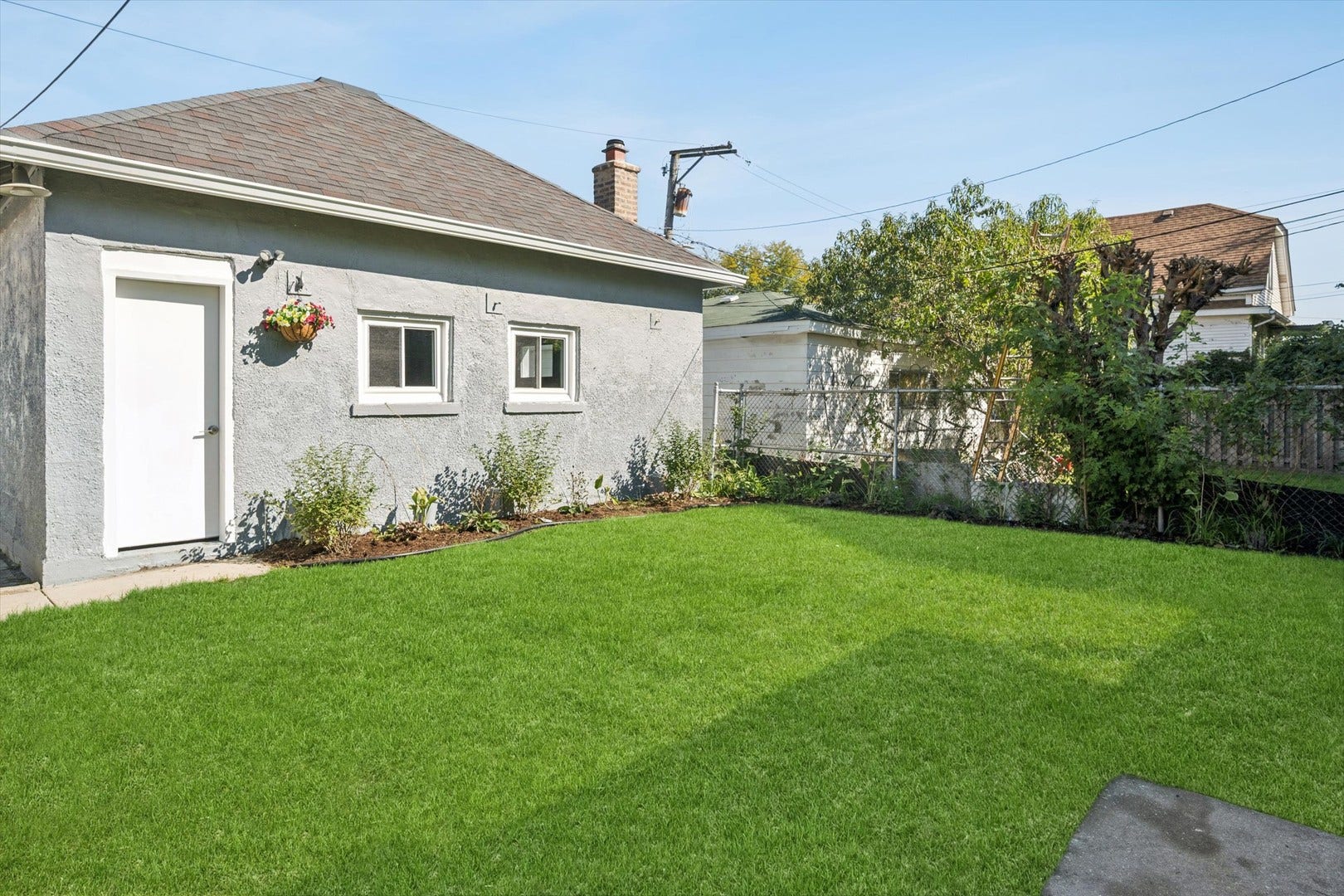 5152 W Warwick Avenue, Chicago, IL 60641 5152 W Warwick Avenue, Chicago, IL 60641