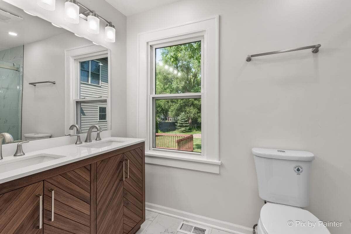 4524 Cross Street, Downers Grove, IL 60515