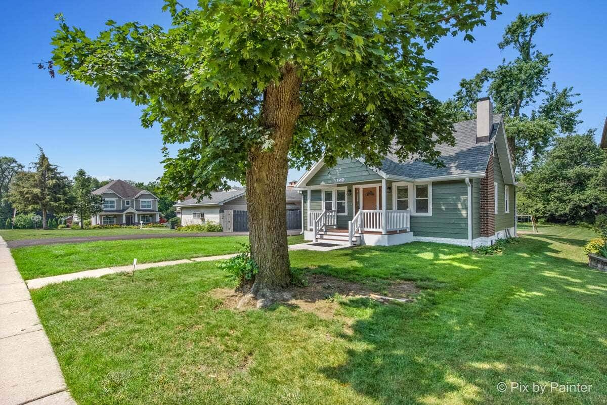 4524 Cross Street, Downers Grove, IL 60515