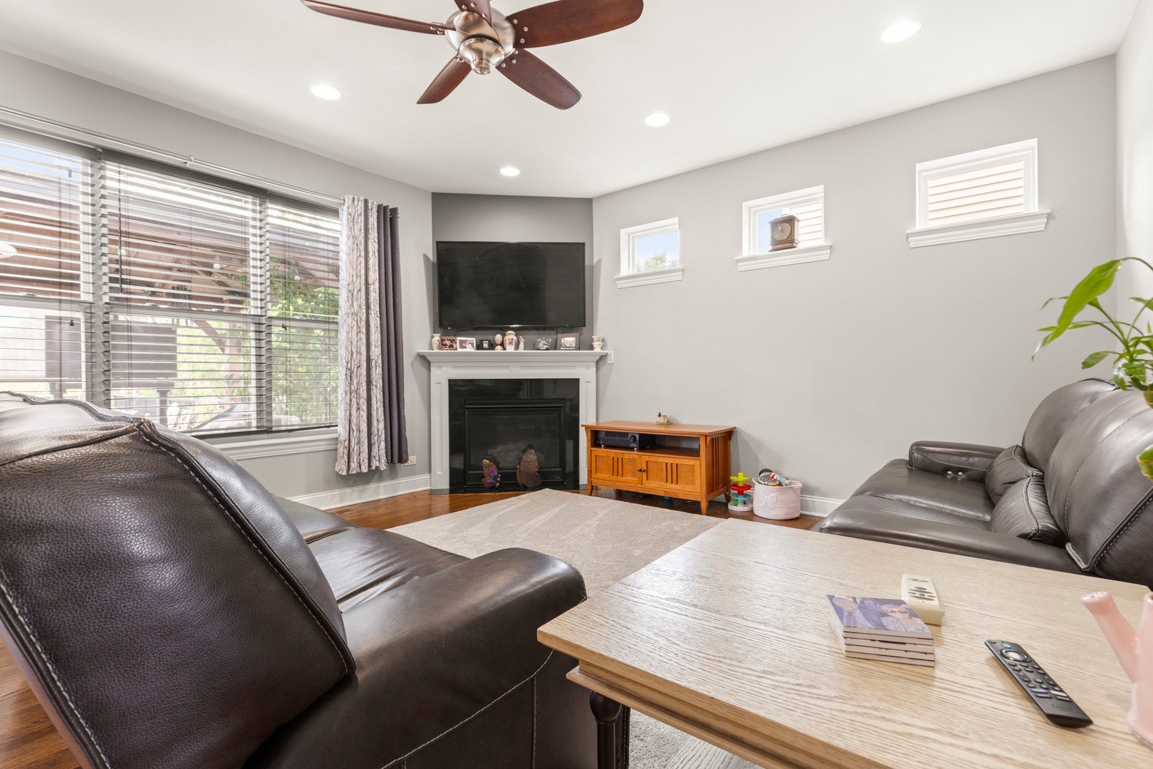 4508 Drendel Road, Downers Grove, IL 60515 4508 Drendel Road, Downers Grove, IL 60515