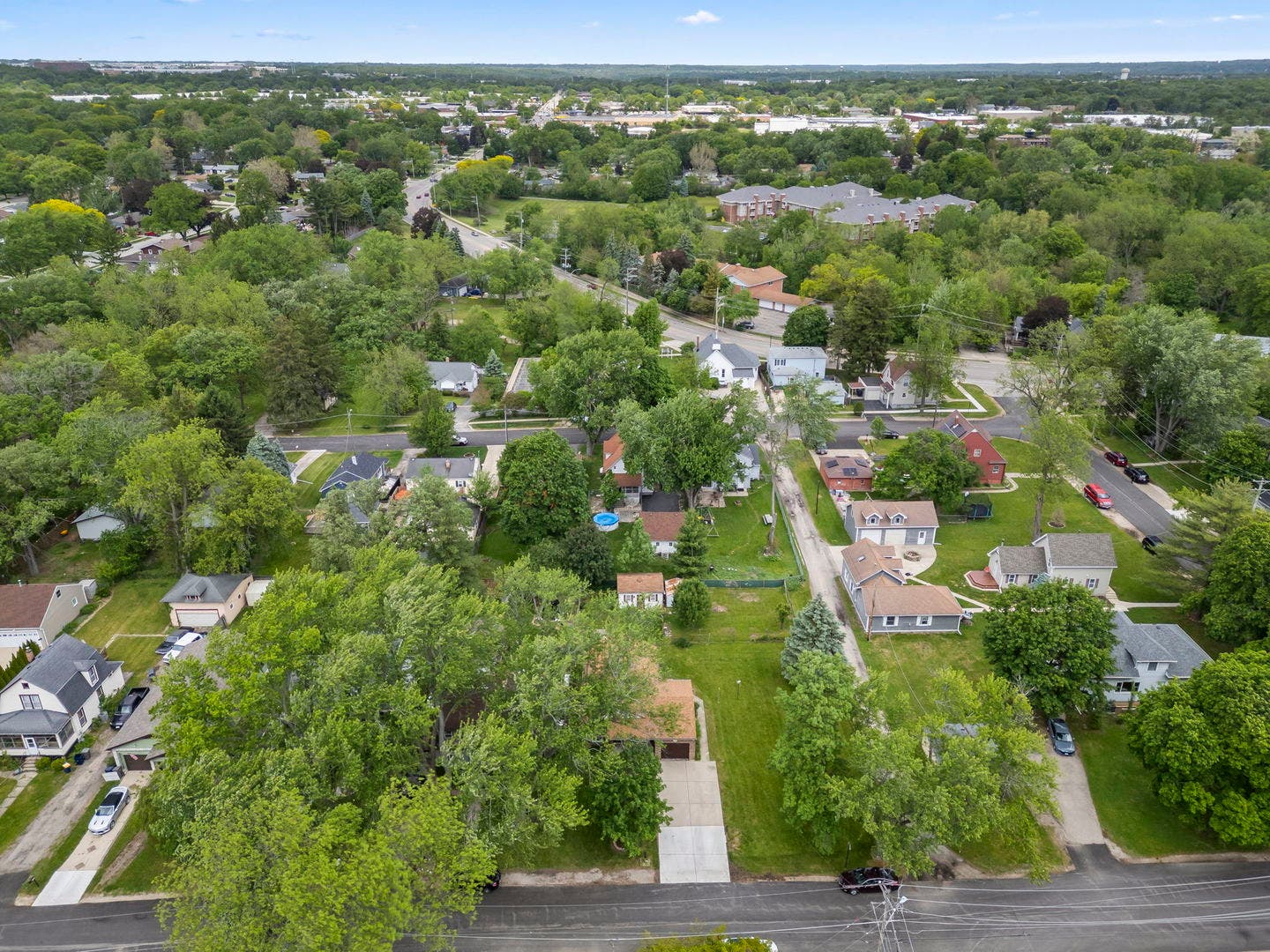 1406 Kaskaskia Avenue, Elgin, IL 60123 1406 Kaskaskia Avenue, Elgin, IL 60123