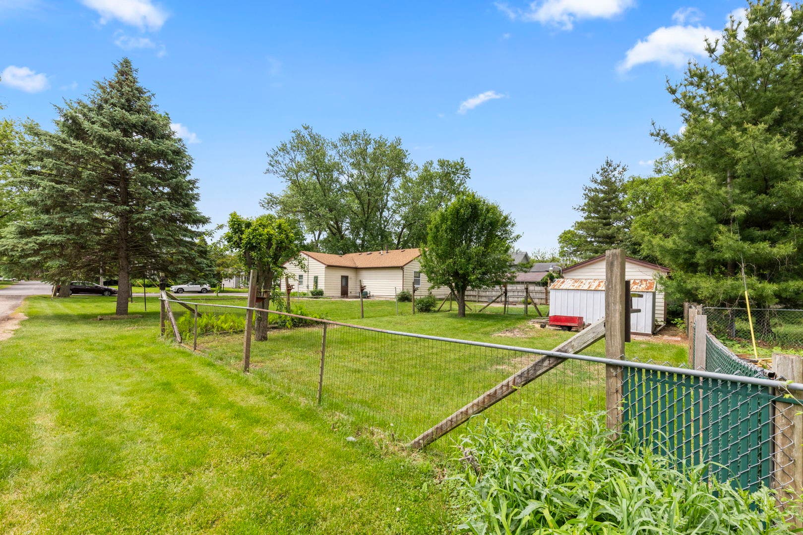 1406 Kaskaskia Avenue, Elgin, IL 60123 1406 Kaskaskia Avenue, Elgin, IL 60123