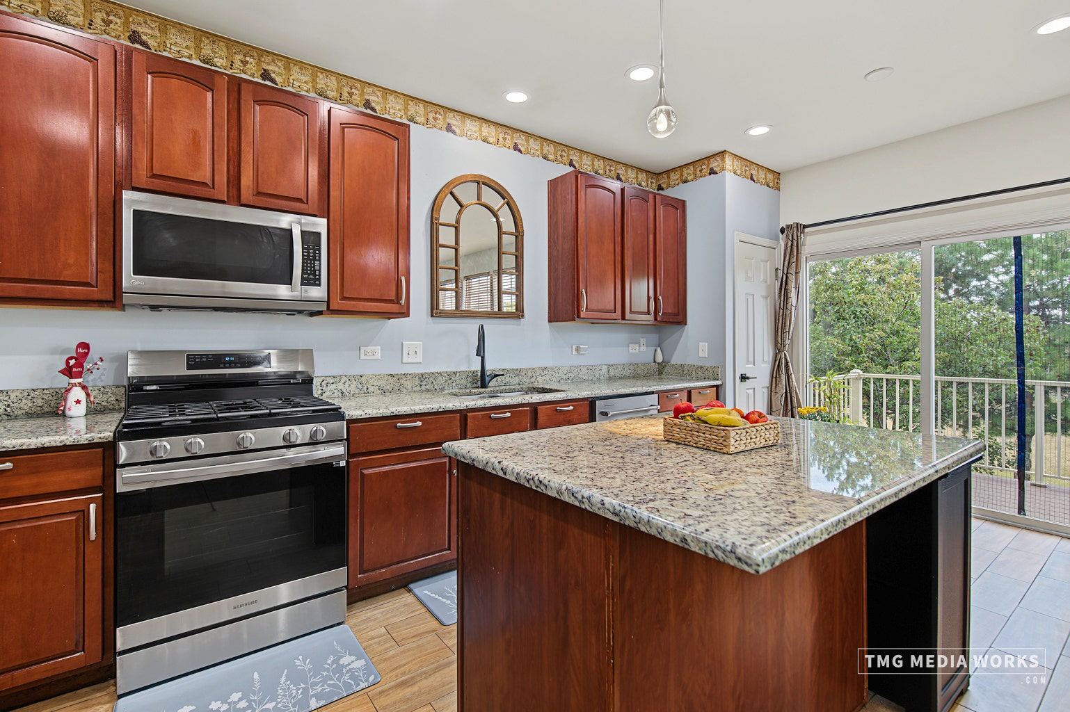 815 Lewisburg Lane, Aurora, IL 60504 815 Lewisburg Lane, Aurora, IL 60504