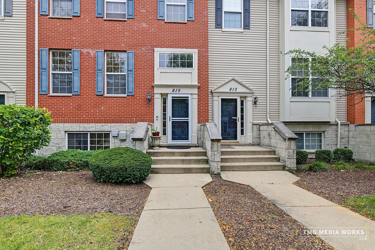 815 Lewisburg Lane, Aurora, IL 60504 815 Lewisburg Lane, Aurora, IL 60504