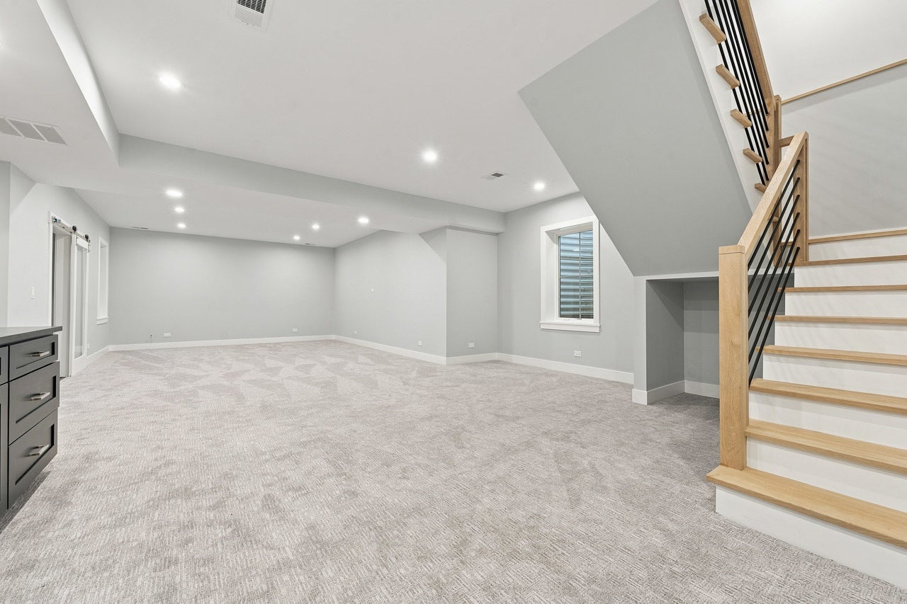 810 Clover Court, Glenview, IL 60025 810 Clover Court, Glenview, IL 60025
