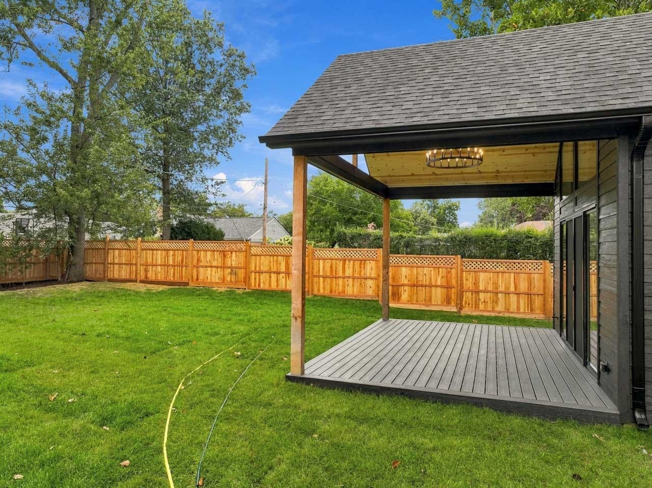 810 Clover Court, Glenview, IL 60025 810 Clover Court, Glenview, IL 60025