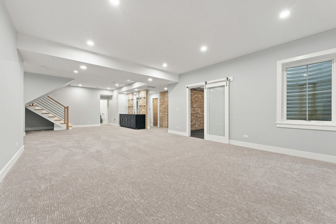 810 Clover Court, Glenview, IL 60025 810 Clover Court, Glenview, IL 60025