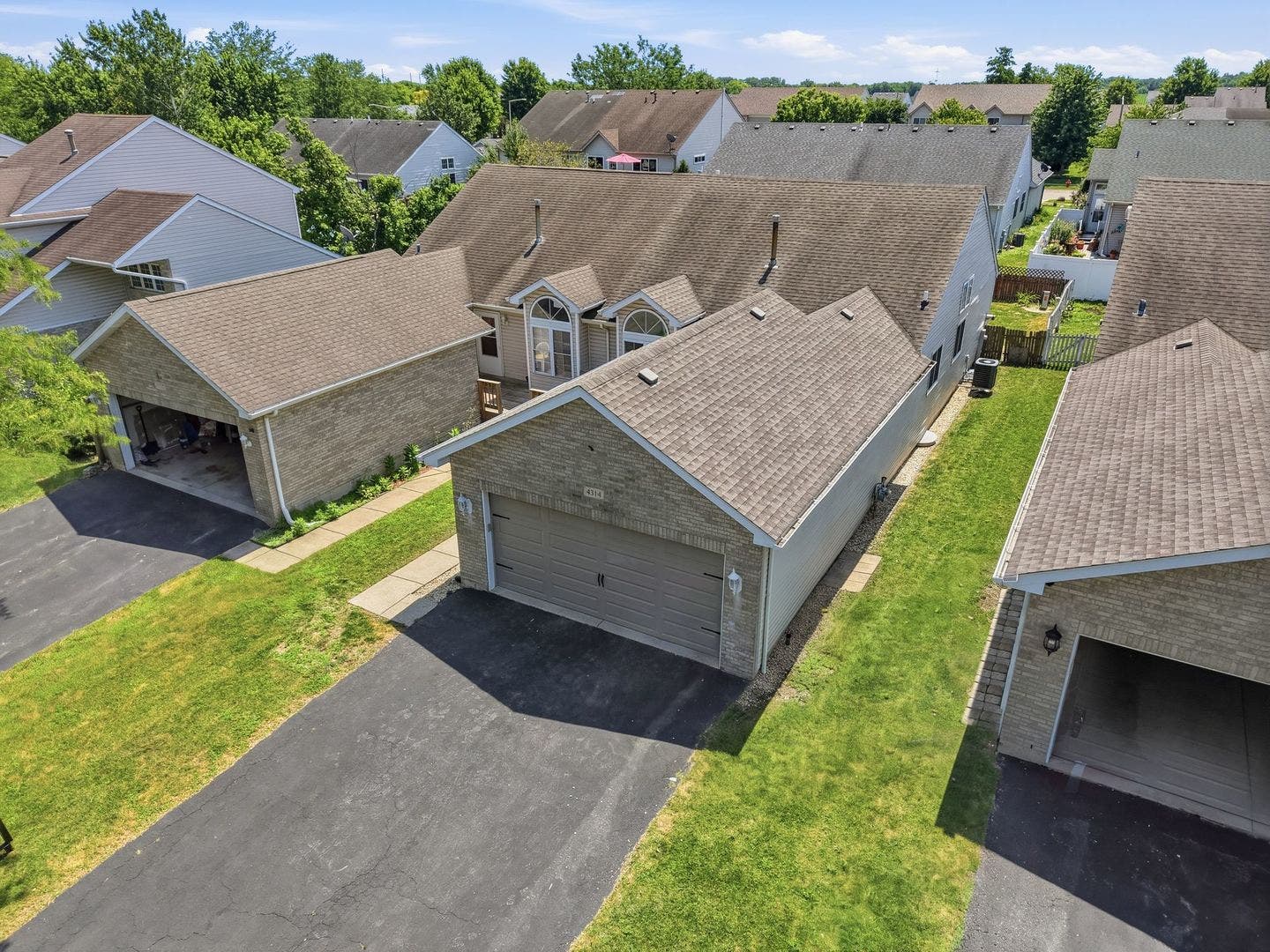 4314 River Glen Drive, Joliet, IL 60431 4314 River Glen Drive, Joliet, IL 60431