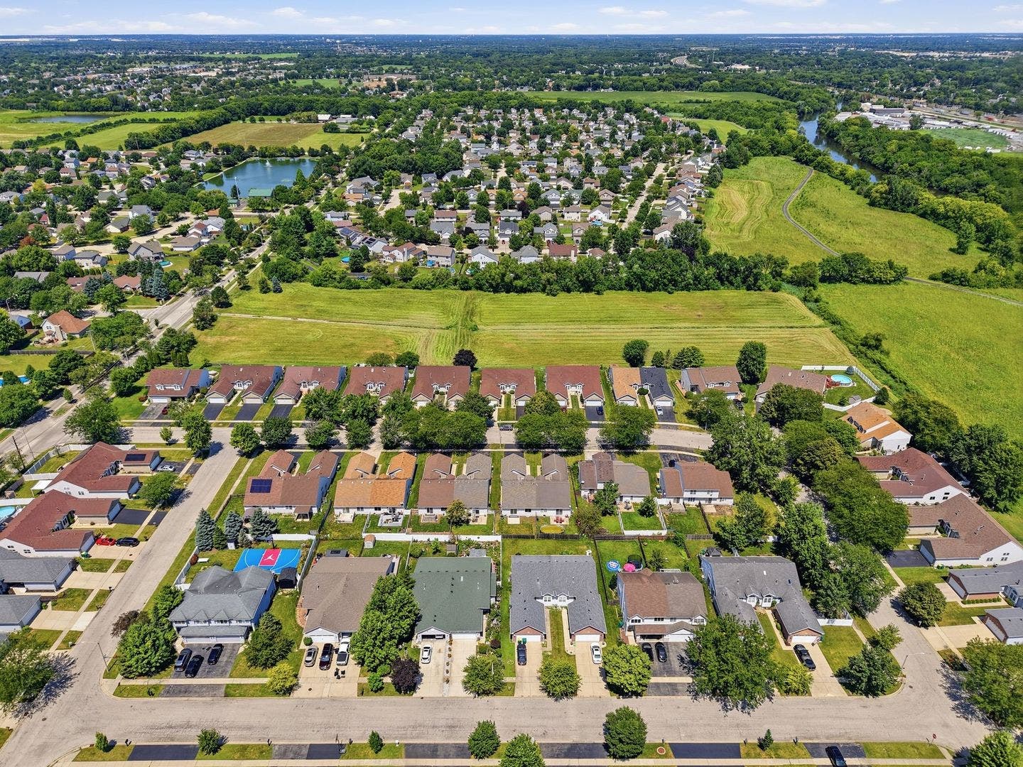 4314 River Glen Drive, Joliet, IL 60431 4314 River Glen Drive, Joliet, IL 60431
