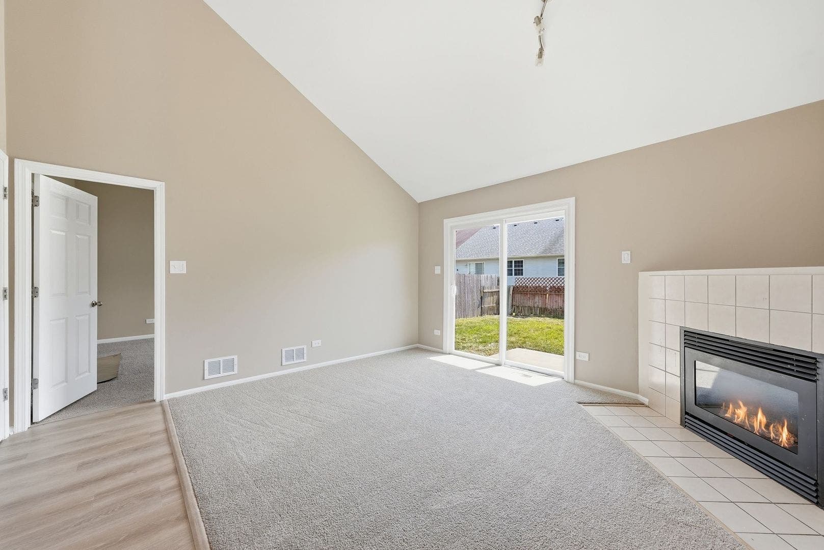 4314 River Glen Drive, Joliet, IL 60431 4314 River Glen Drive, Joliet, IL 60431