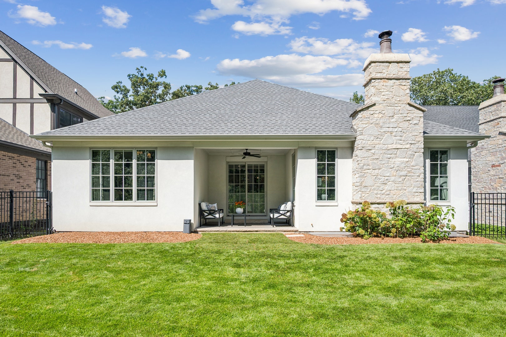 1885 Amberley Court, Lake Forest, IL 60045 1885 Amberley Court, Lake Forest, IL 60045