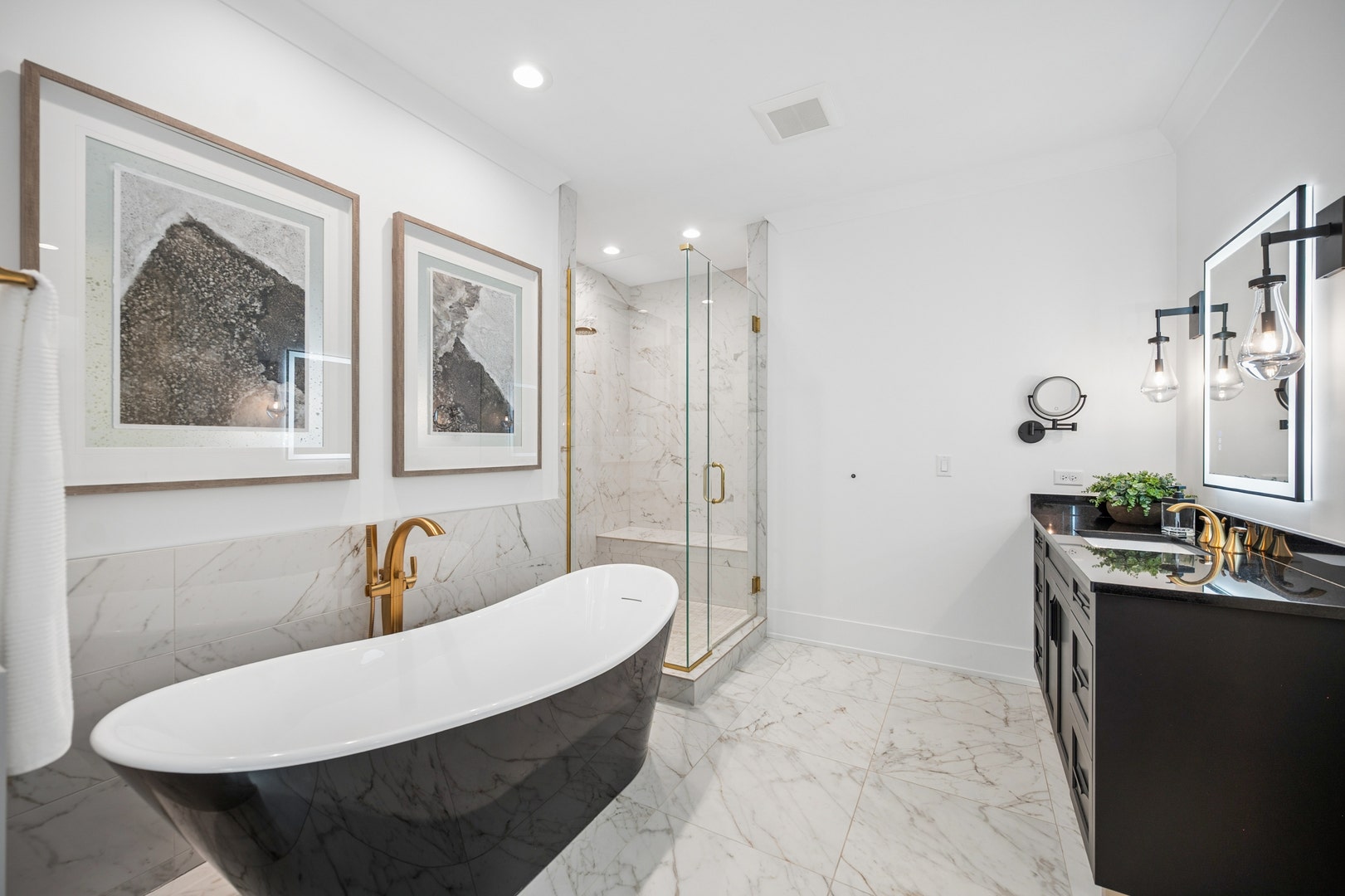 1885 Amberley Court, Lake Forest, IL 60045 1885 Amberley Court, Lake Forest, IL 60045