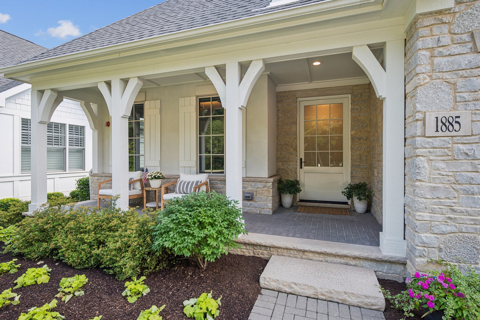 1885 Amberley Court, Lake Forest, IL 60045 1885 Amberley Court, Lake Forest, IL 60045