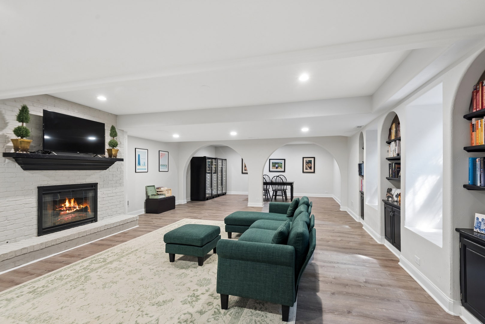 1671 Alexis Court, Lake Forest, IL 60045