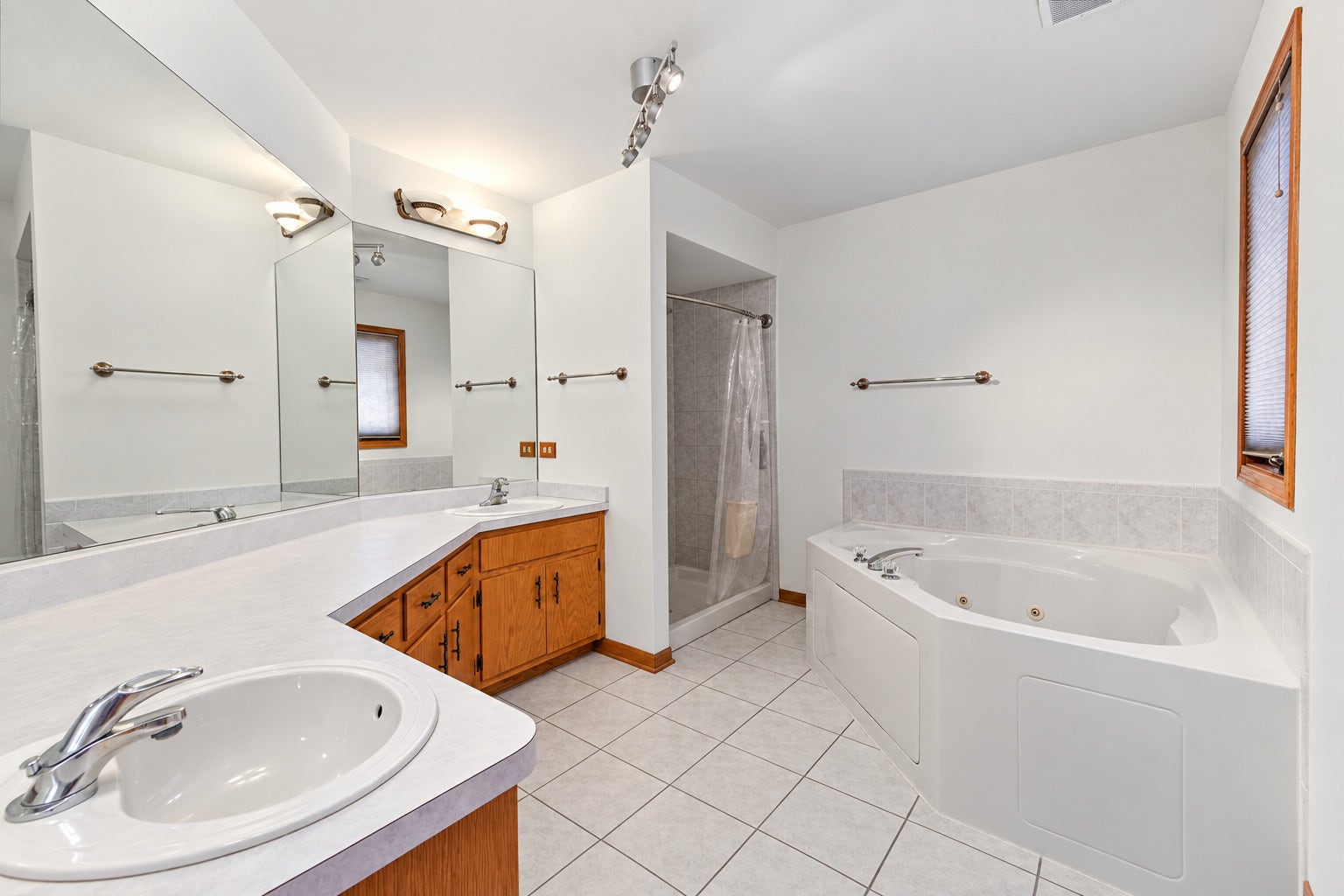 19418 Cranfield Lane, Tinley Park, IL 60487 19418 Cranfield Lane, Tinley Park, IL 60487