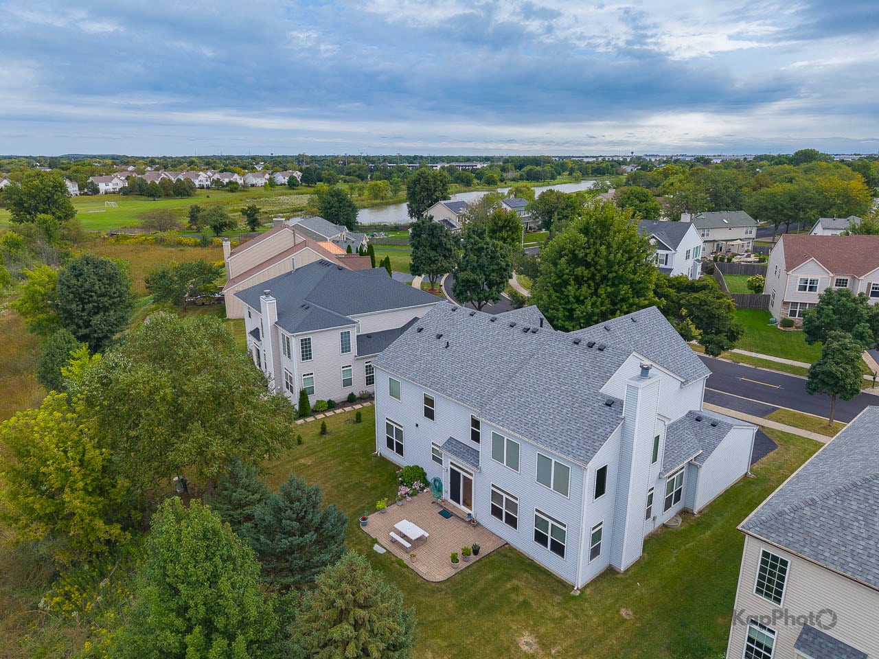 1512 Parkside Drive, Bolingbrook, IL 60490 1512 Parkside Drive, Bolingbrook, IL 60490