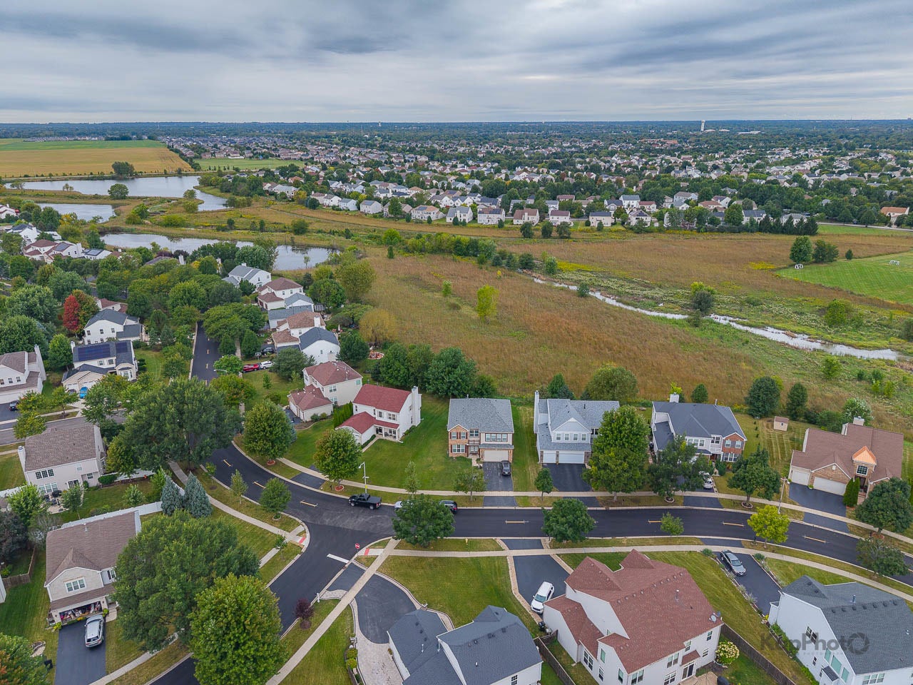 1512 Parkside Drive, Bolingbrook, IL 60490 1512 Parkside Drive, Bolingbrook, IL 60490