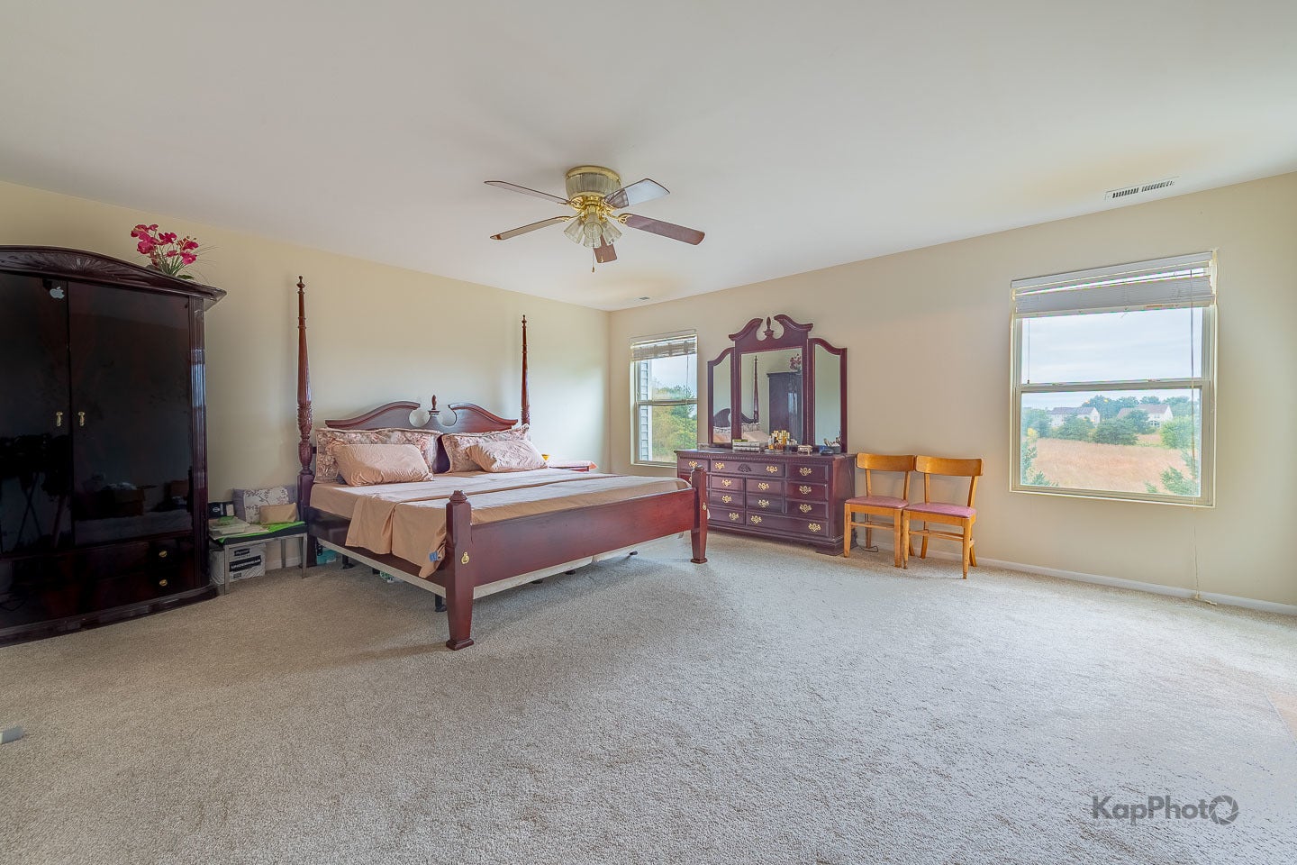 1512 Parkside Drive, Bolingbrook, IL 60490 1512 Parkside Drive, Bolingbrook, IL 60490