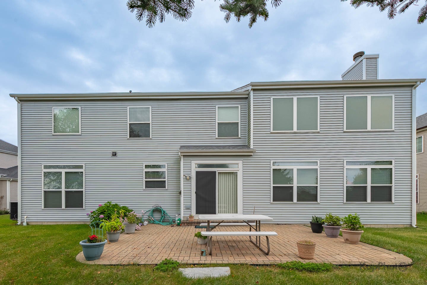 1512 Parkside Drive, Bolingbrook, IL 60490 1512 Parkside Drive, Bolingbrook, IL 60490