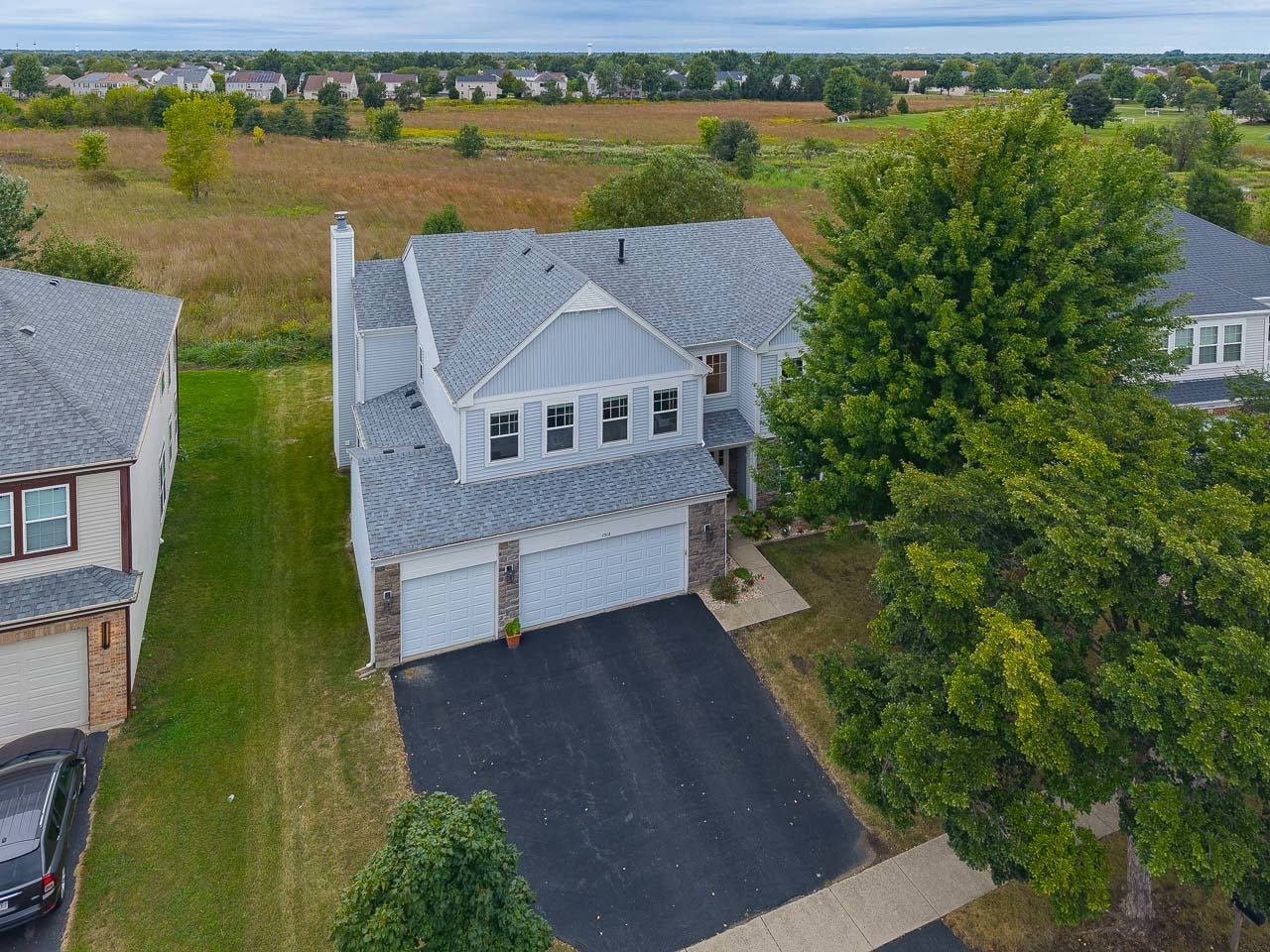 1512 Parkside Drive, Bolingbrook, IL 60490 1512 Parkside Drive, Bolingbrook, IL 60490