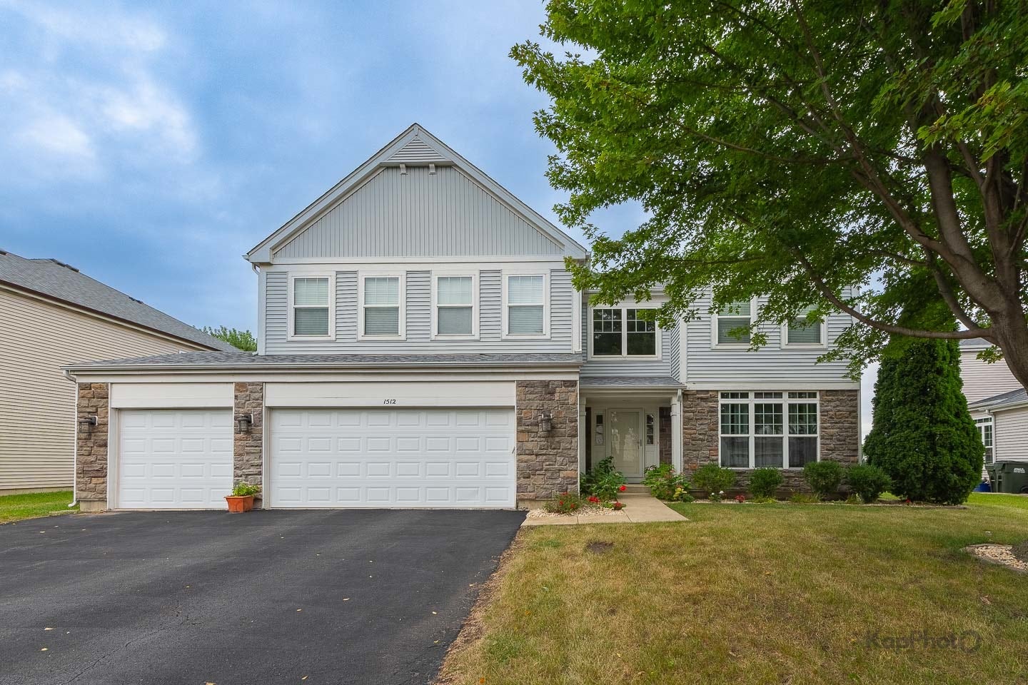 1512 Parkside Drive, Bolingbrook, IL 60490 1512 Parkside Drive, Bolingbrook, IL 60490