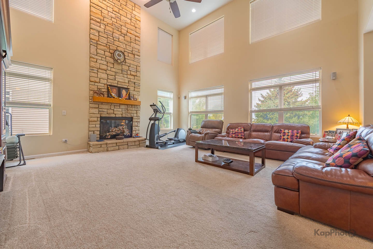 1512 Parkside Drive, Bolingbrook, IL 60490 1512 Parkside Drive, Bolingbrook, IL 60490