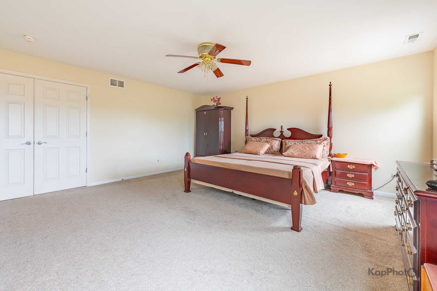 1512 Parkside Drive, Bolingbrook, IL 60490 1512 Parkside Drive, Bolingbrook, IL 60490