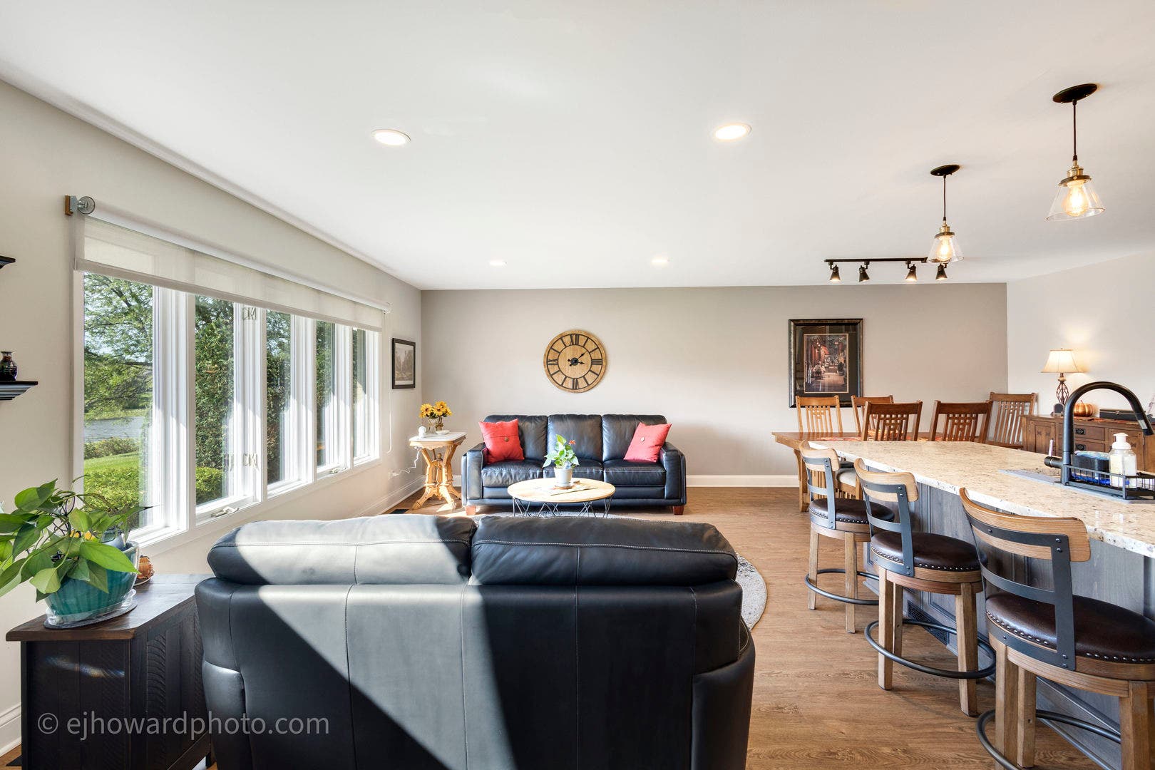 18249 Oregon Lane, Orland Park, IL 60467