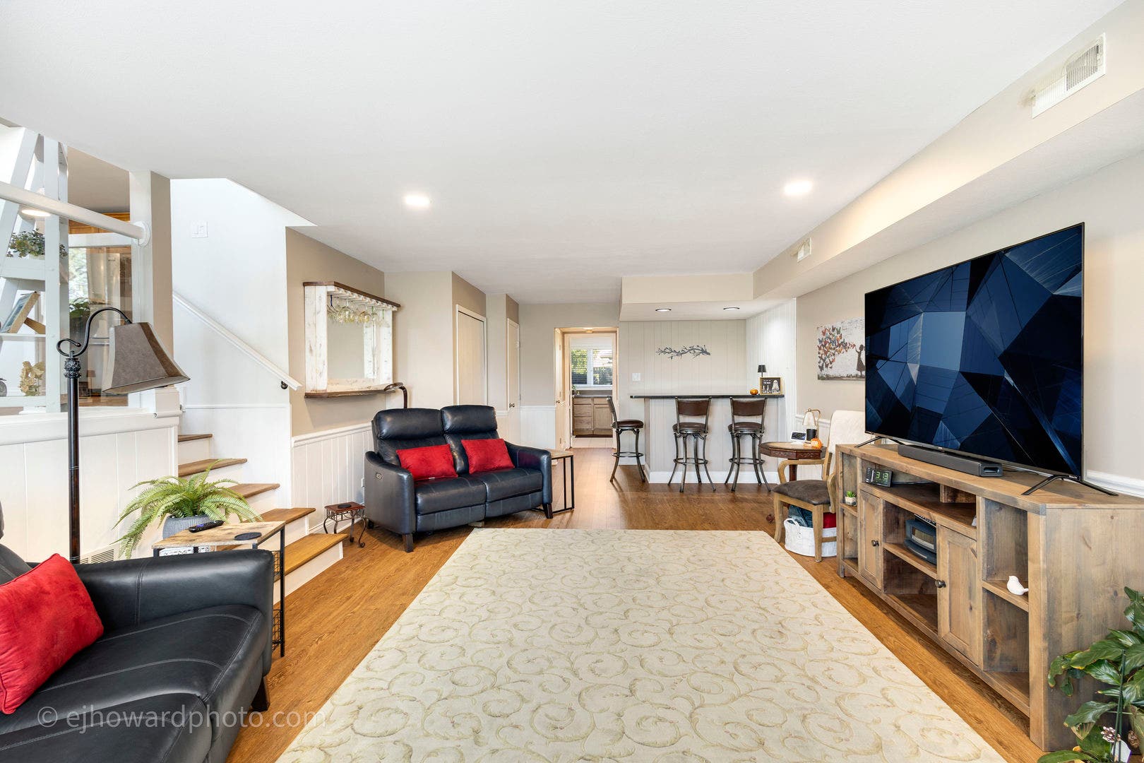 18249 Oregon Lane, Orland Park, IL 60467