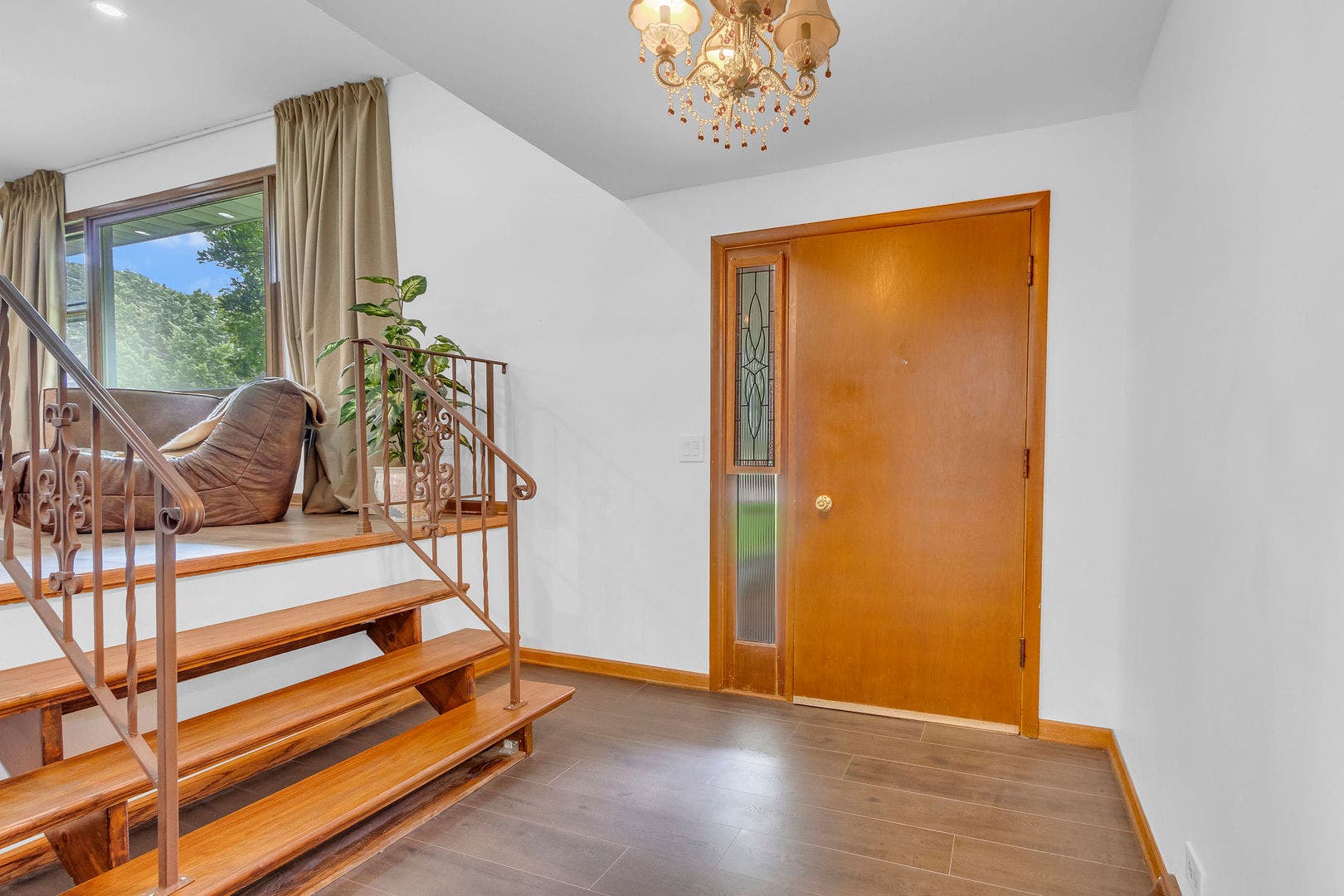 1177 Meadow Lane, Elgin, IL 60123 1177 Meadow Lane, Elgin, IL 60123