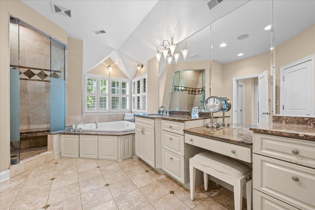 780 Prairie Road, Glencoe, IL 60022 780 Prairie Road, Glencoe, IL 60022