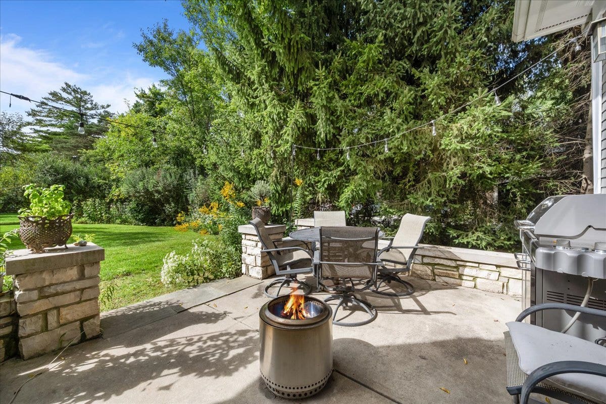 780 Prairie Road, Glencoe, IL 60022 780 Prairie Road, Glencoe, IL 60022