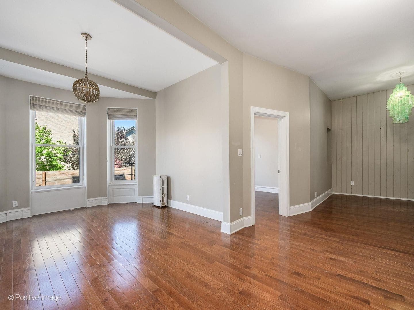 230 W Saint Paul Avenue, Chicago, IL 60614
